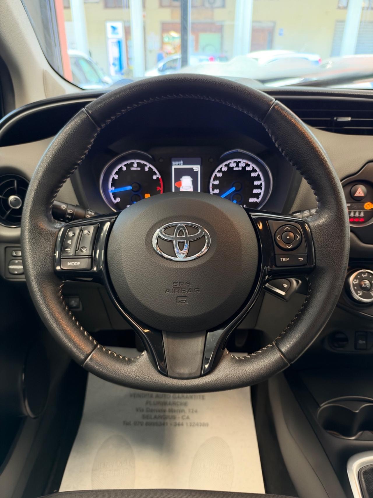 Toyota Yaris 1.0 72 CV 5 porte Lounge