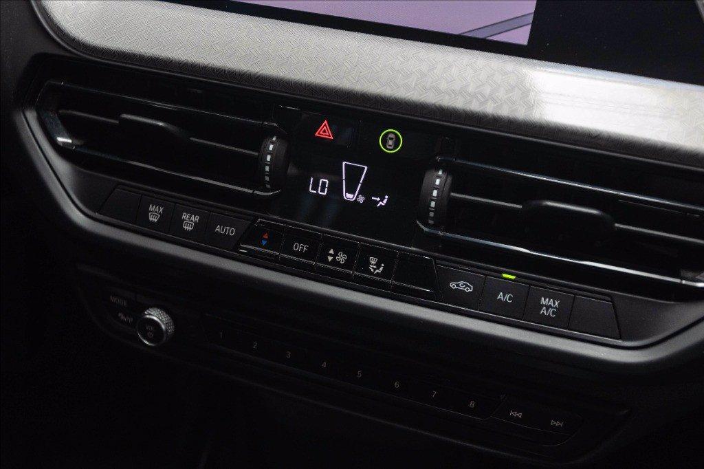 BMW 116d Advantage auto del 2021