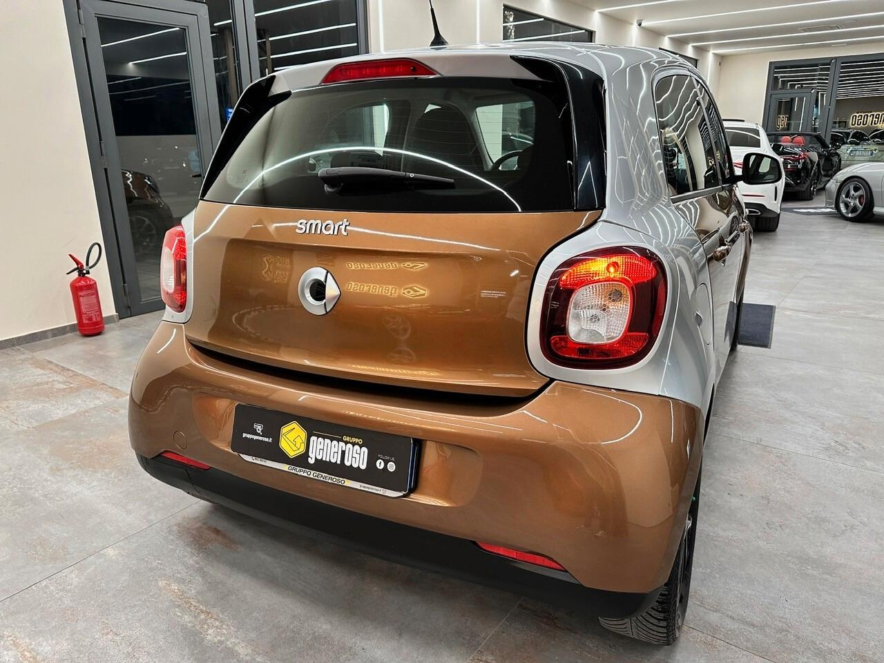 Smart ForFour 1.0 Youngster 71 CV 2015