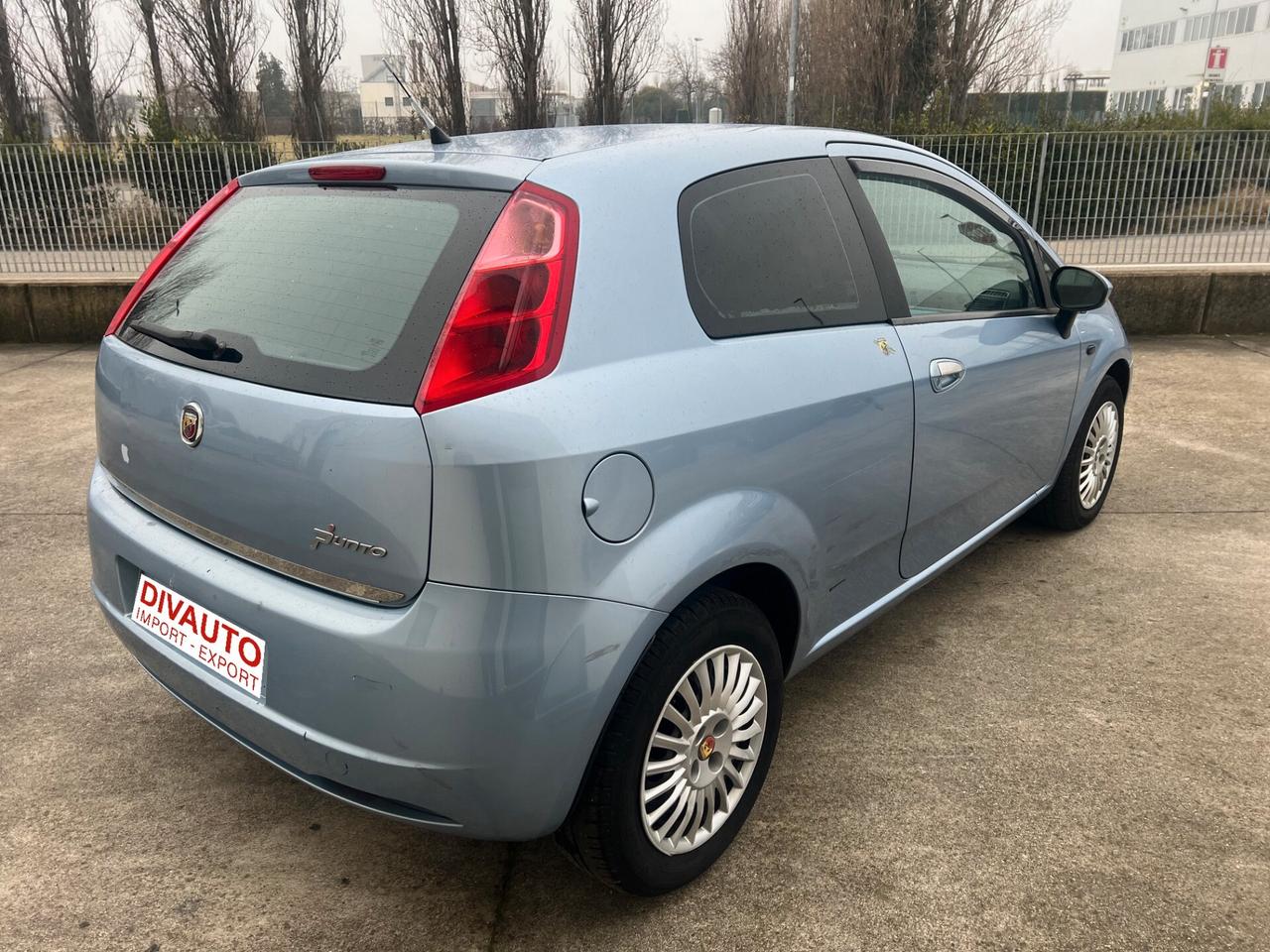 Fiat Punto NEOPATENTATI