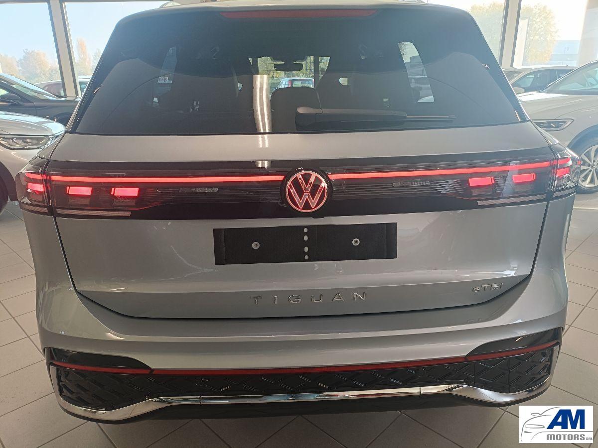 VOLKSWAGEN - Tiguan - 1.5 eTSI 150 CV EVO DSG R-Line