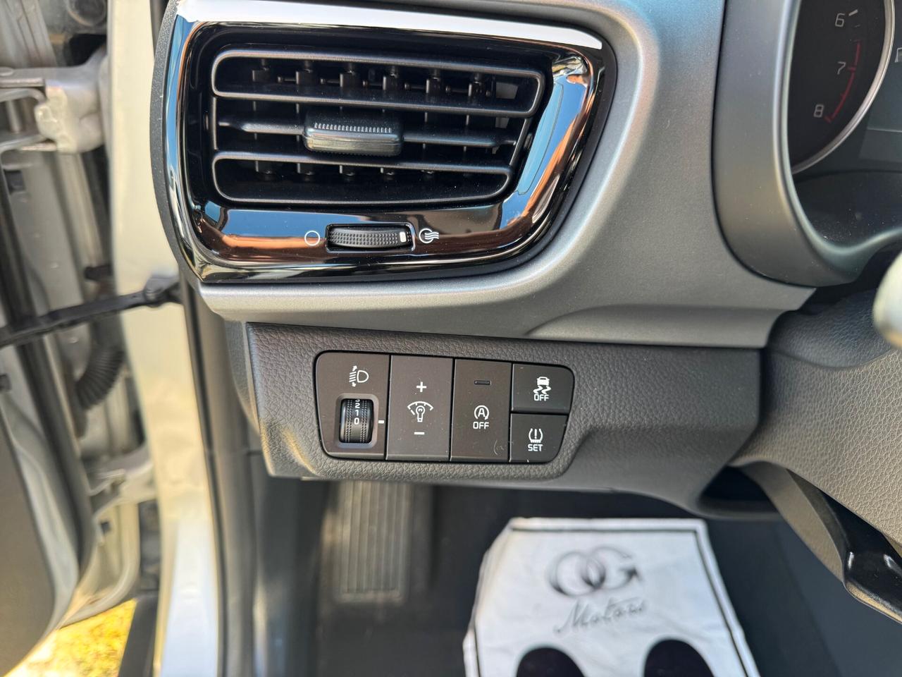 Kia Stonic 1.0 T-GDi 120cv MHEV DCT Style