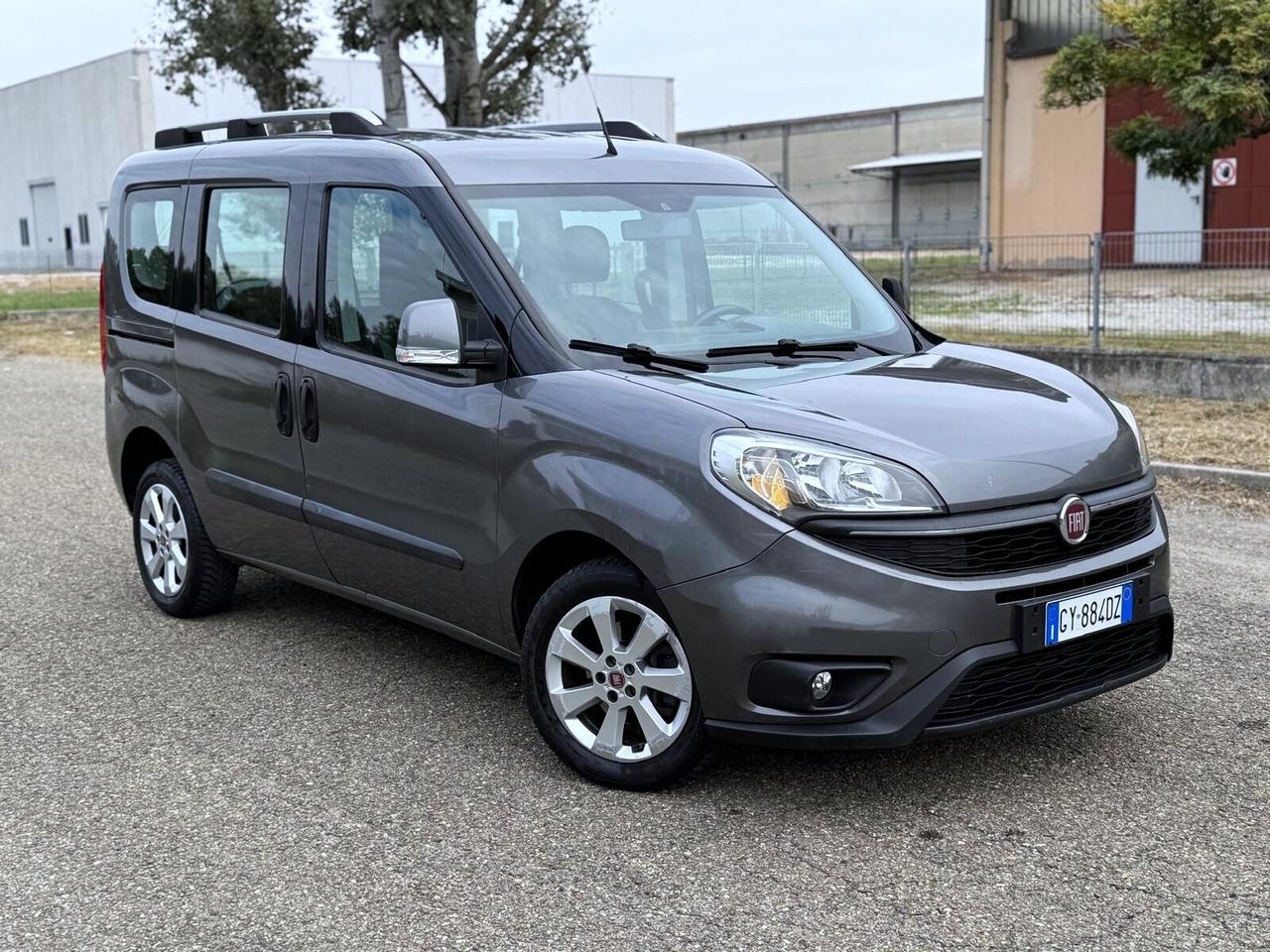 FIAT DOBLO 1.6 MJT XL PEDANA PER DISABILI