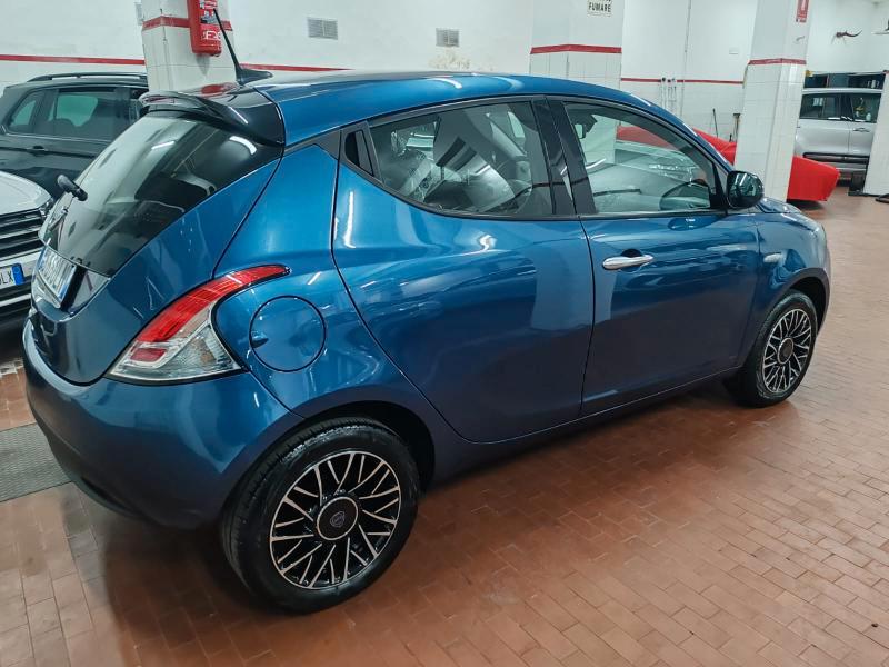 Lancia Ypsilon 1.0 hybrid Gold Plus s&s 5pT TELEC. CARPLAY