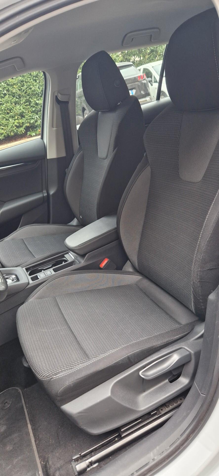 Skoda Octavia 2.0 TDI EVO SCR DSG Wagon Sportline