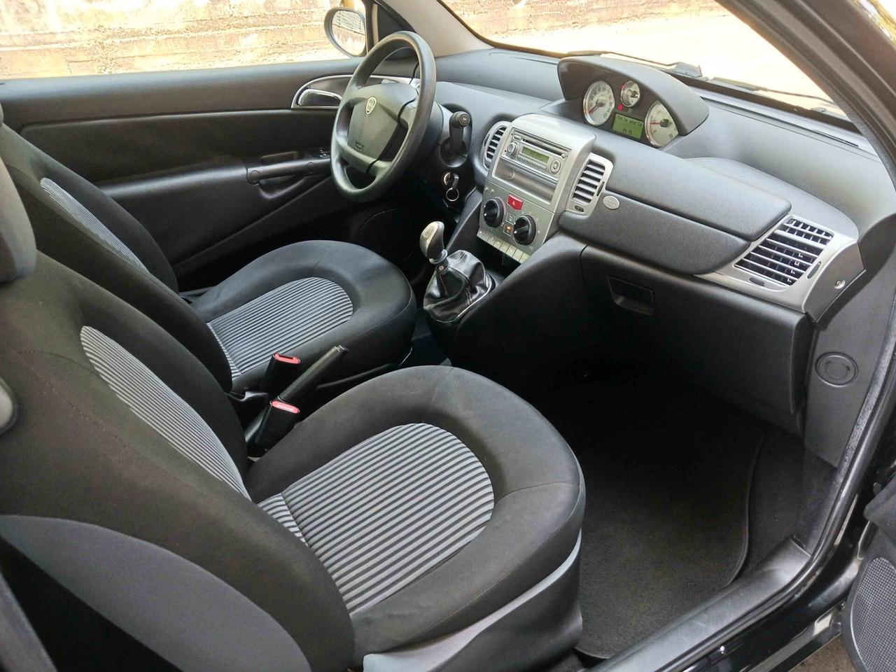 Lancia Ypsilon 1.2 - 77mila km