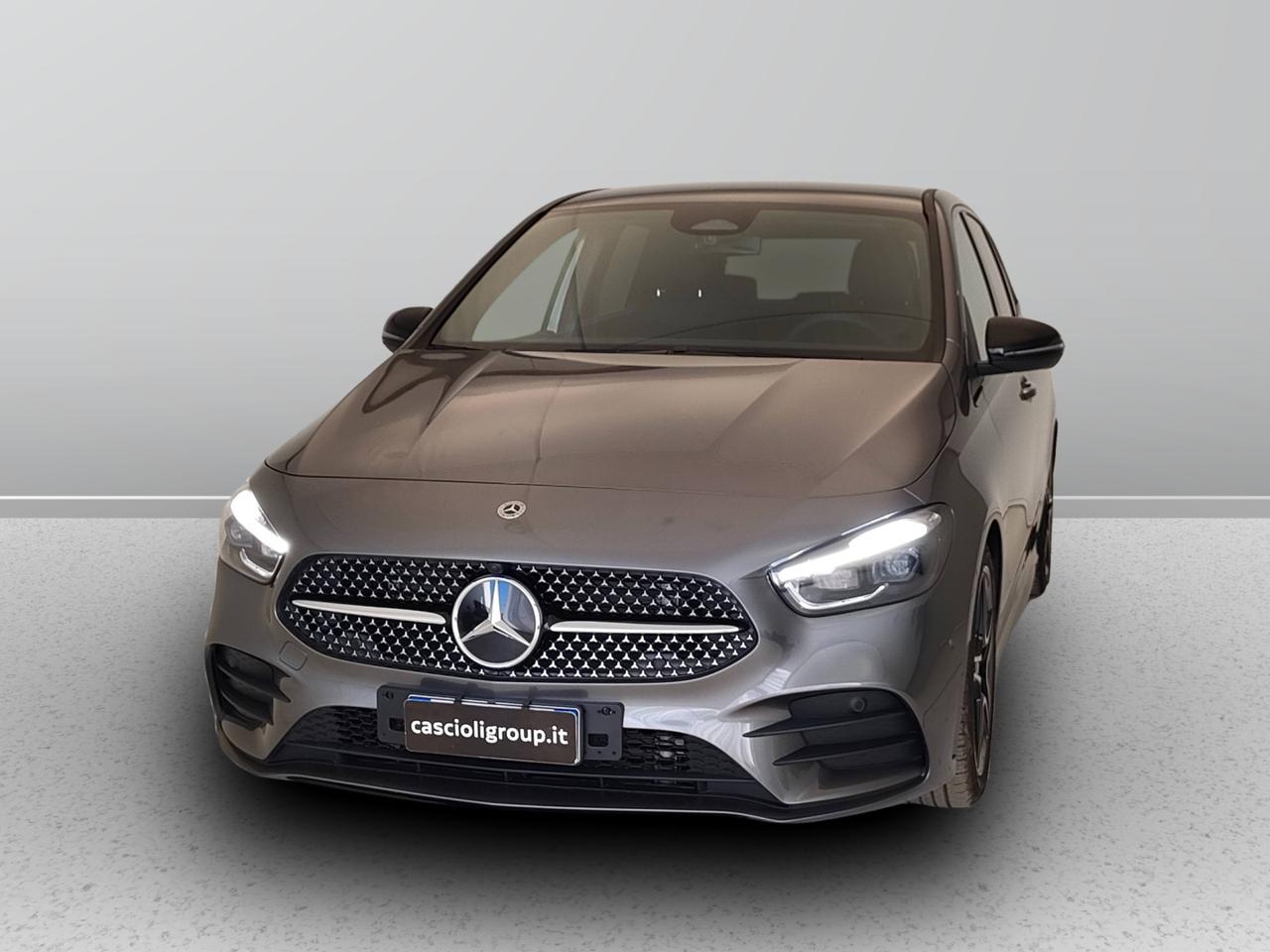 Mercedes-Benz Classe B - W247 2023 - B 200 d AMG Line Advanced Plus auto