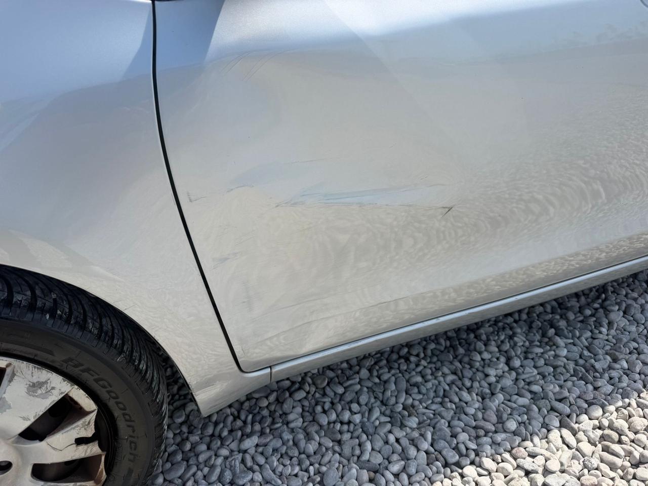 Toyota Yaris 1.0 5 porte Now GPL