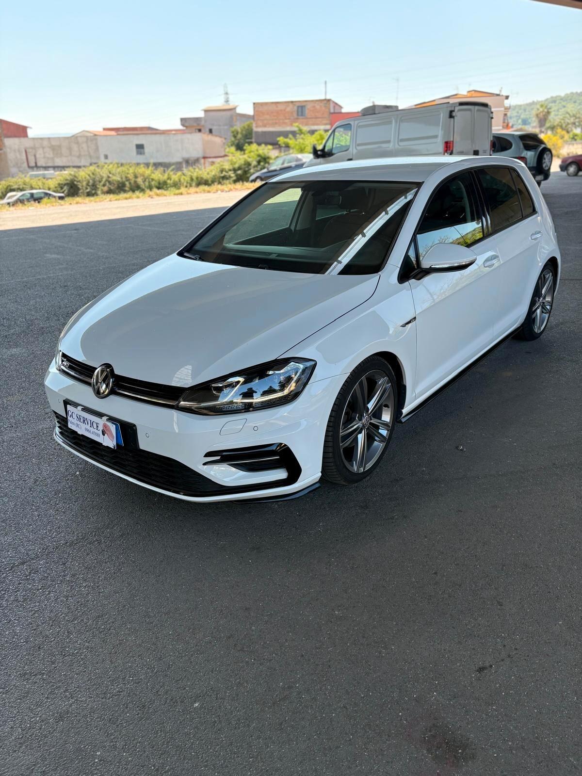 Volkswagen Golf 1.6 TDI 115 CV 5p R line