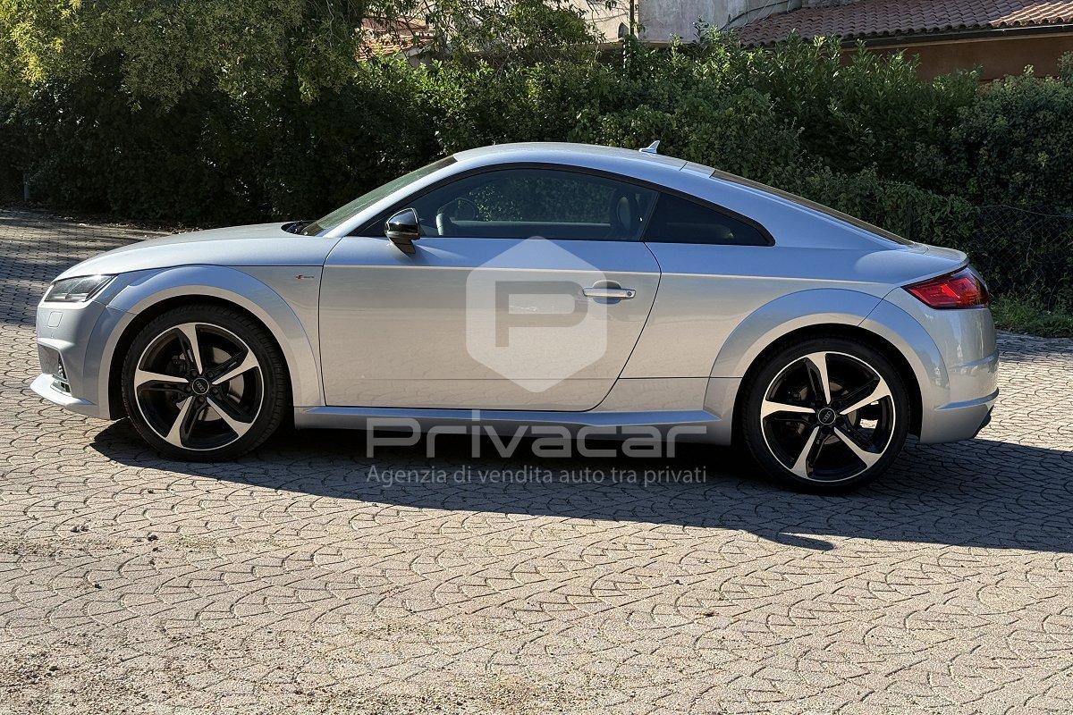 AUDI TT Coupé 2.0 TDI ultra Design