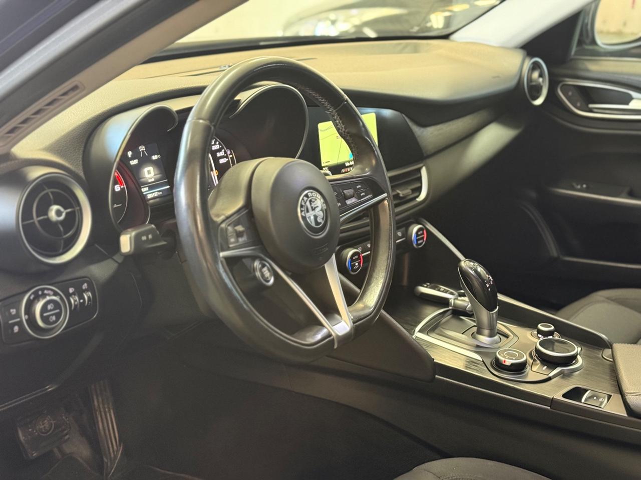 Alfa Romeo Giulia 2.2 Turbodiesel 150 CV AT8