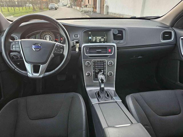 VOLVO V60 D3 Geartronic