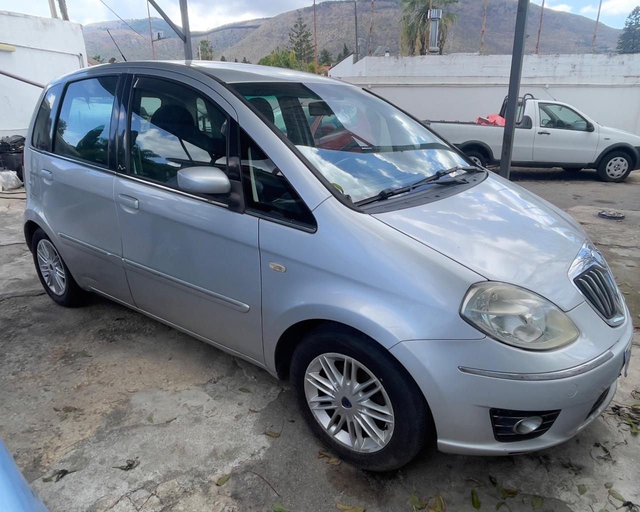 Lancia MUSA 1.3 Multijet 16V 70 CV Oro Plus