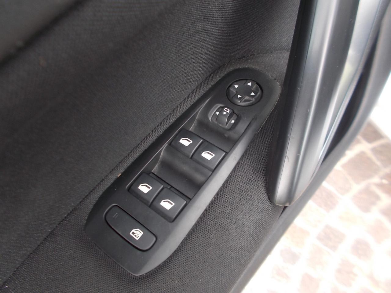 Peugeot 308 Sw 1.6 HDi 100cv Business