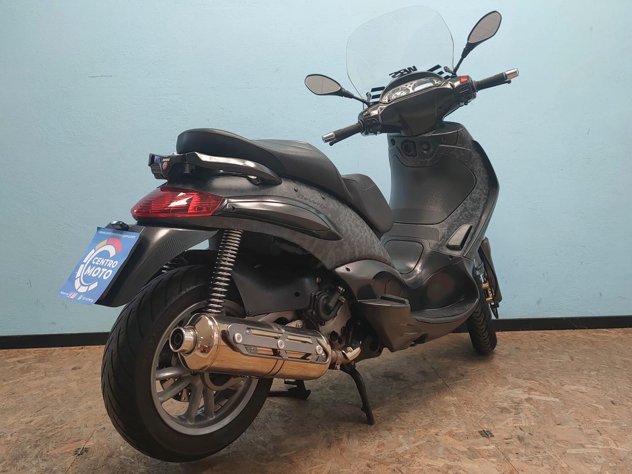 Piaggio Beverly 500: grintoso e con grande personalità