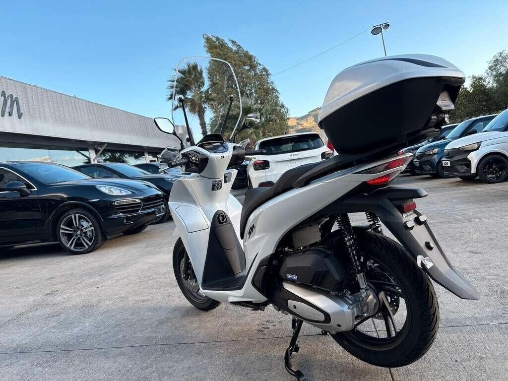 Honda SH 125 2026 Nuovo pronto consegna Tuo a soli 43 Euro al mese