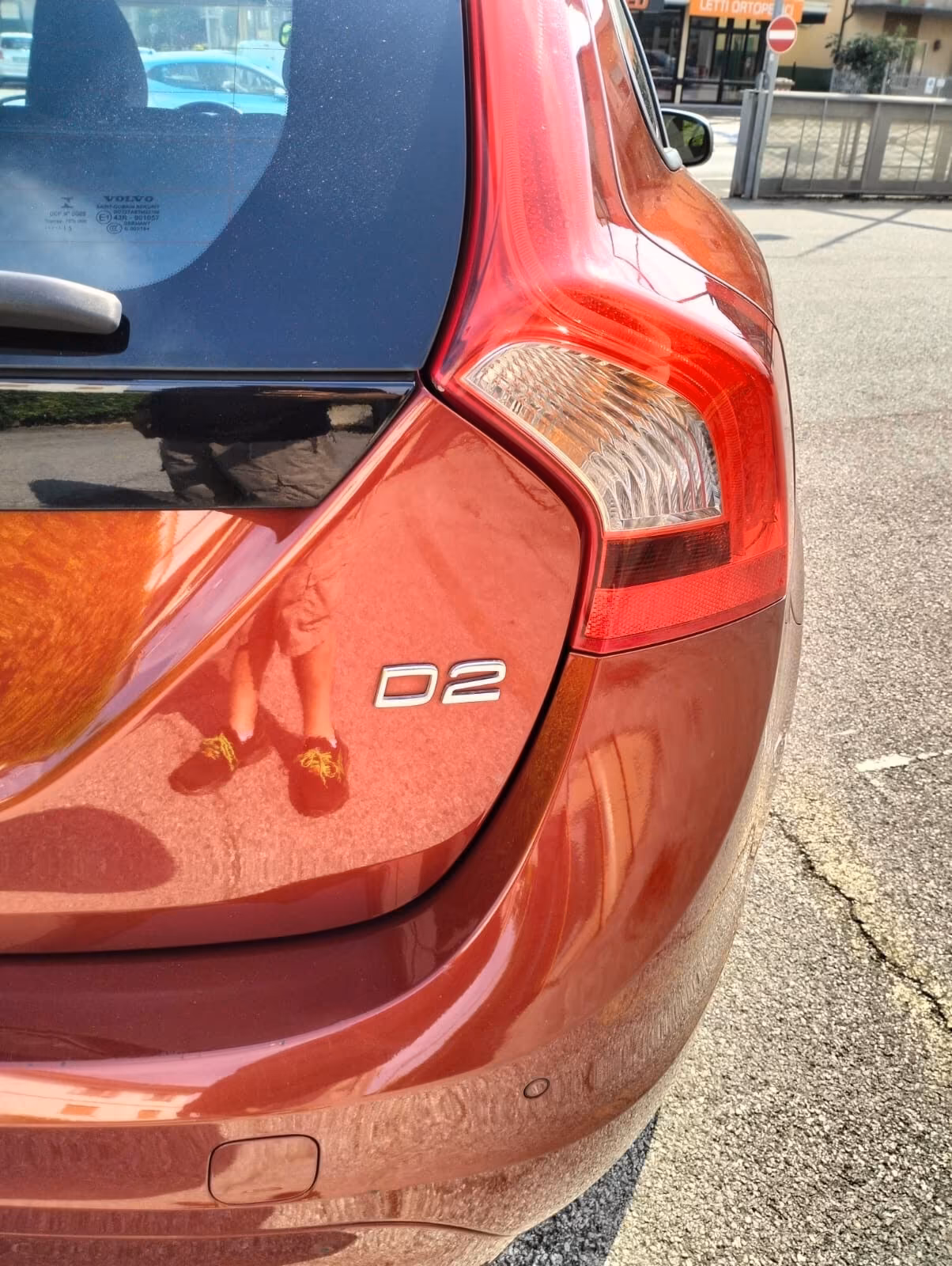 Volvo V60 D2 Geartronic R-design KM 90.000