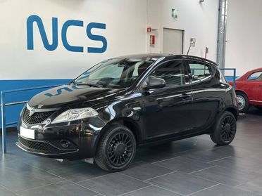LANCIA Ypsilon 1.0 FireFly 5p.S&S Hyb. Eco Silv. NEOPATENTATI