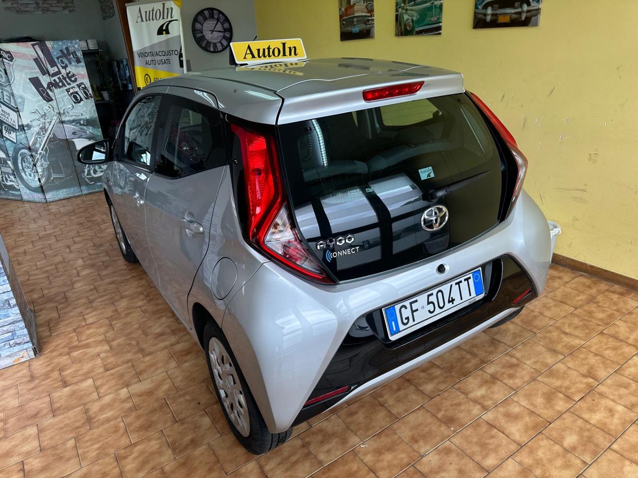 Toyota Aygo Connect 1.0benz. 3.400km!!!