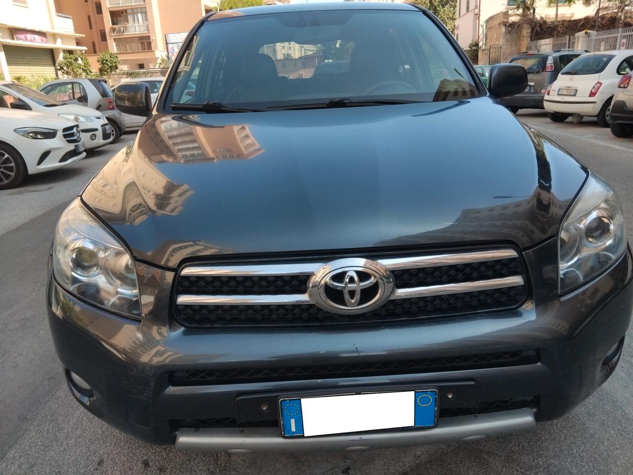 Toyota RAV 4 RAV4 2.2 D-4D 177 CV Luxury