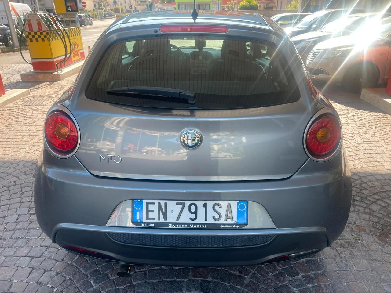 Alfa Romeo MiTo 1.4 105 CV M.air S&S Distinctive Sport Pack