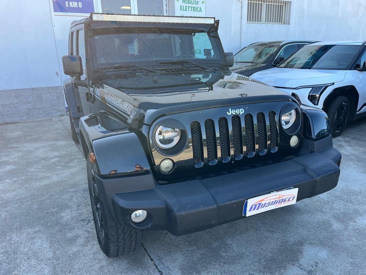 Jeep Wrangler Unlimited 2.8 CRD DPF Sahara Auto