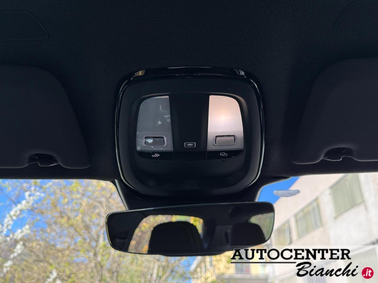 Volvo XC40 2.0 b4 awd Momentum