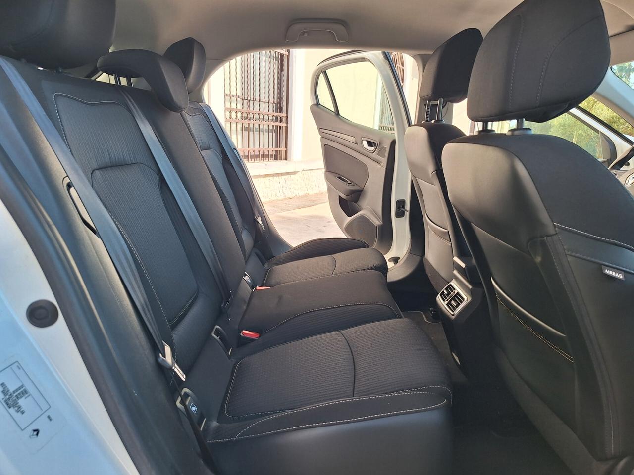 Renault Megane 1.5 dCi 110 CV BERLINA 2016