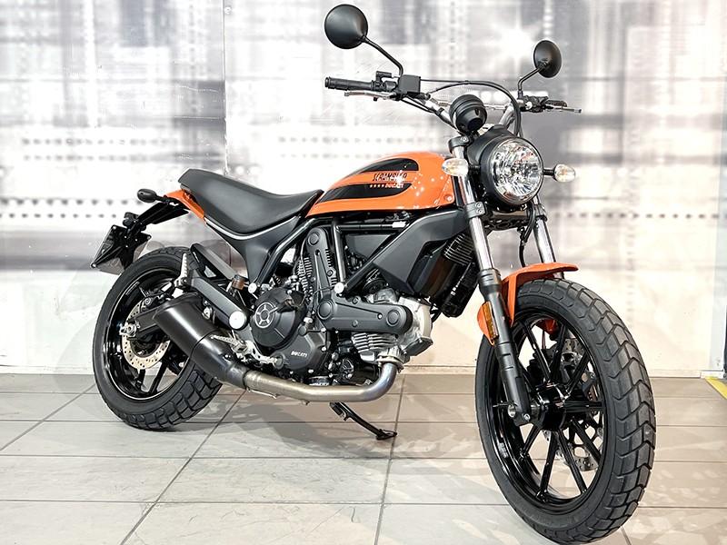Ducati Scrambler Sixty2 400