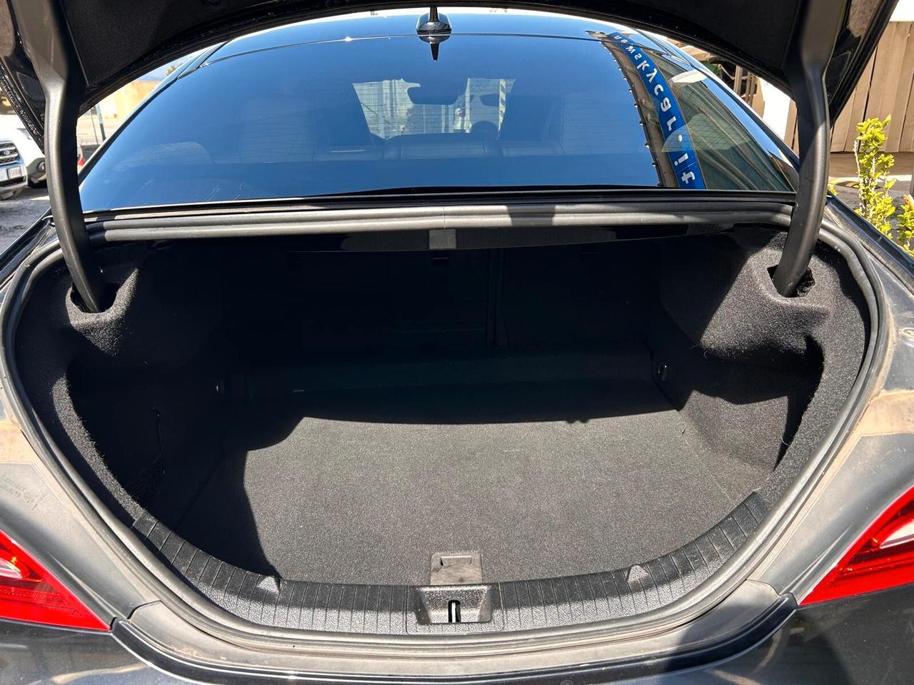 Mercedes-benz CLA 200 d 4Matic Automatic Premium AMG