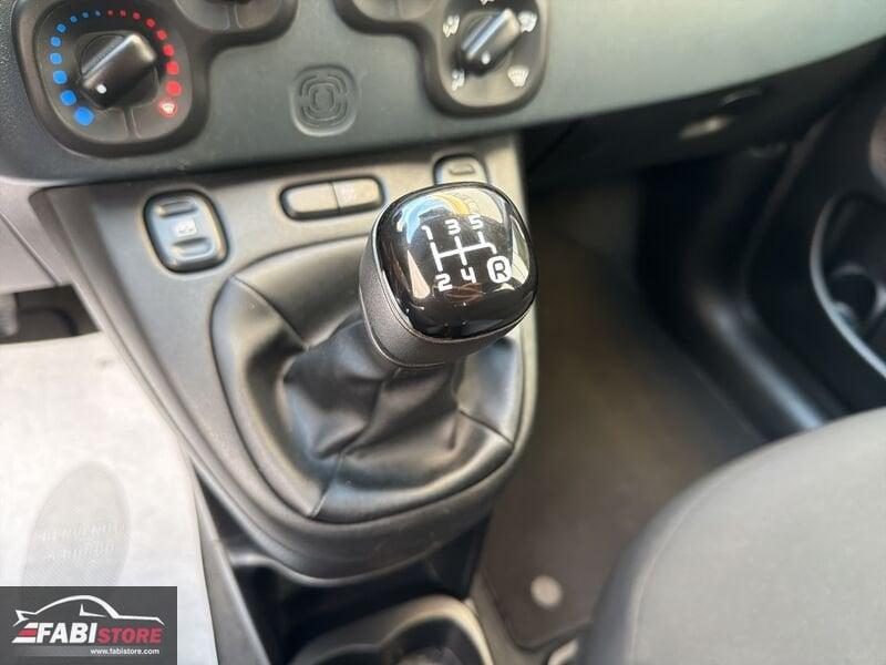 FIAT Panda 1.2 Easy 69 Cv - PRONTA CONSEGNA!!