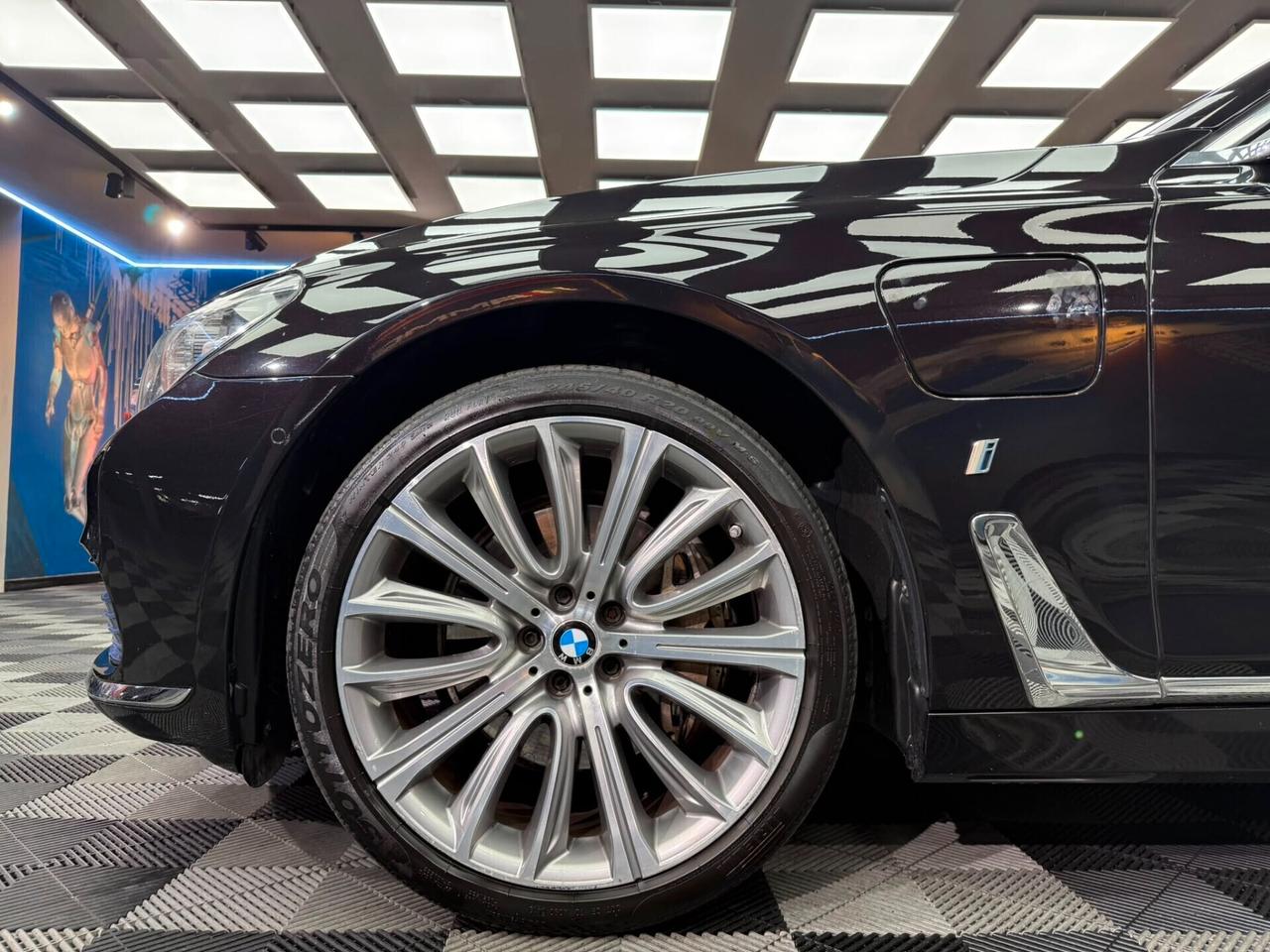 Bmw 740e DRIVE Eccelsa (622)