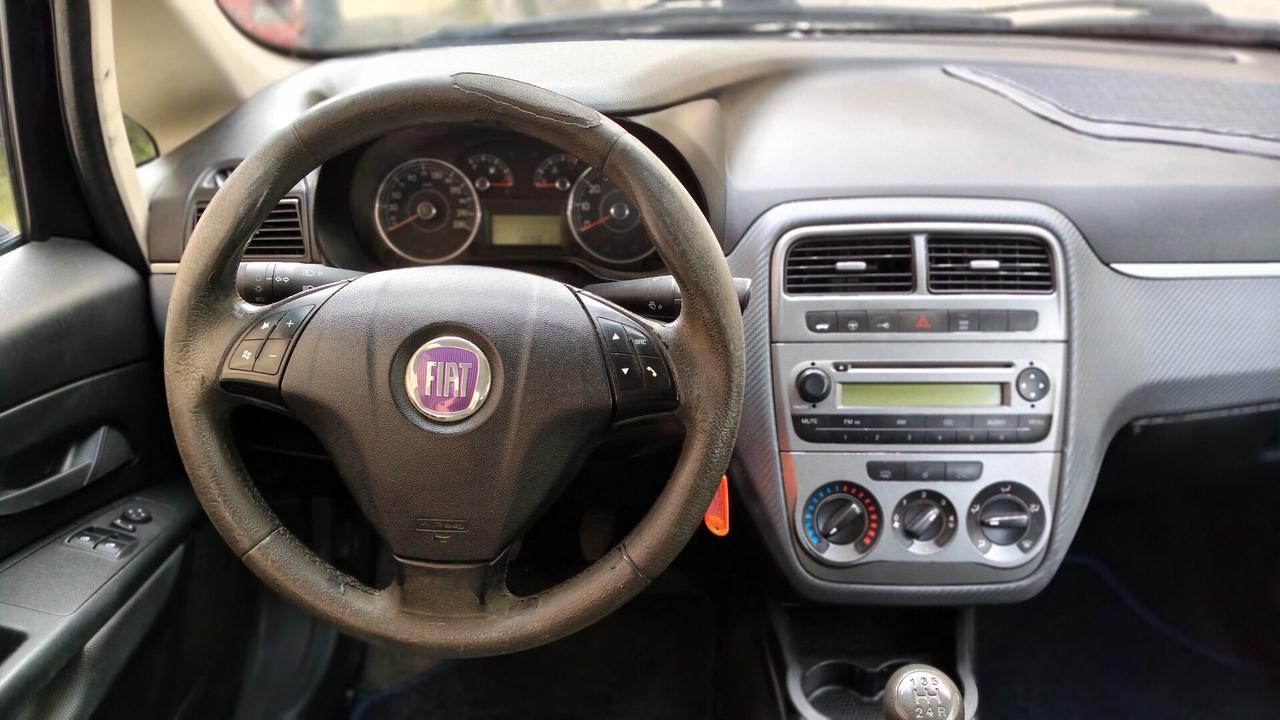 Fiat Grande Punto 1.3 MJT 75 CV 5p Dynamic