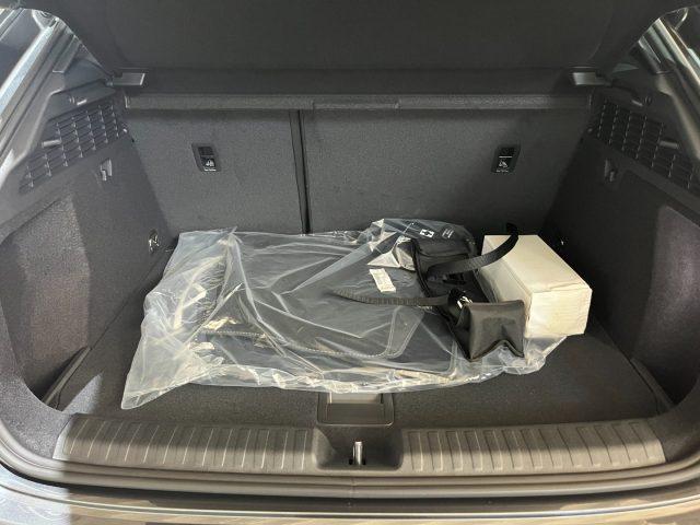 AUDI A3 SPB 35TFSI Stronic S line"18 Sline LED Matrix/NAVI