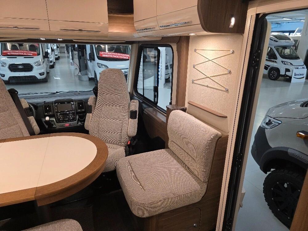 CAMPER HYMER B-KLASSE SL 704