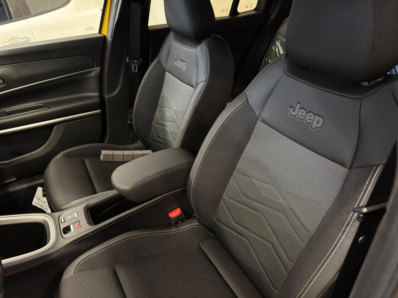 Jeep Avenger Summit 1.2 Turbo 100 CV MHEV