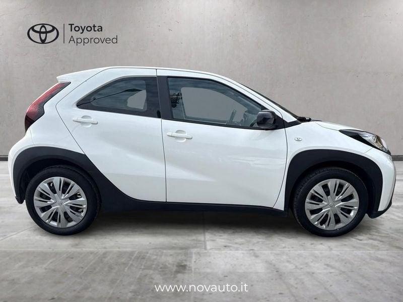 Toyota Aygo X Aygo X 1.0 Active 72cv