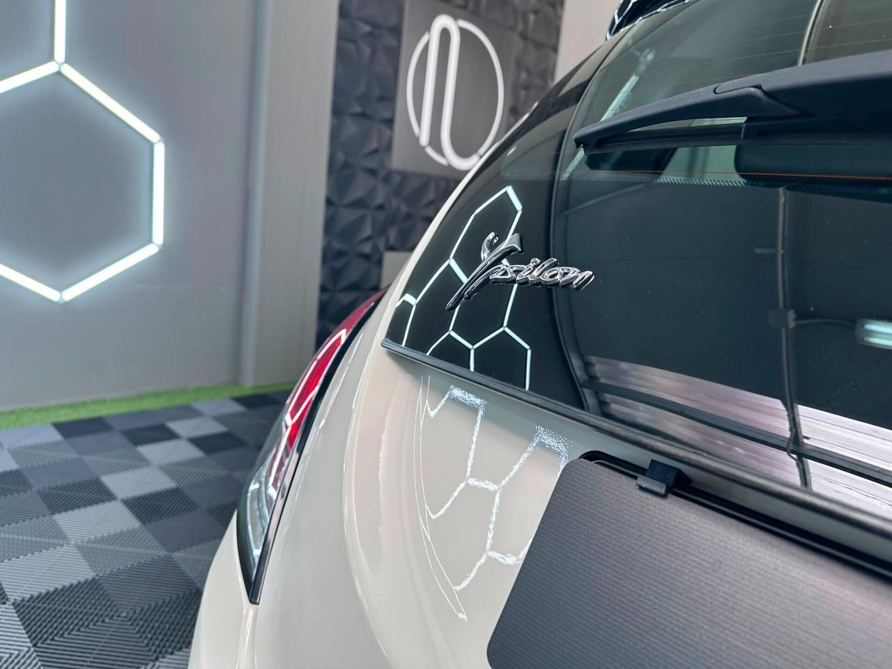 Lancia Ypsilon 1.2 69 CV 5 porte Platinum