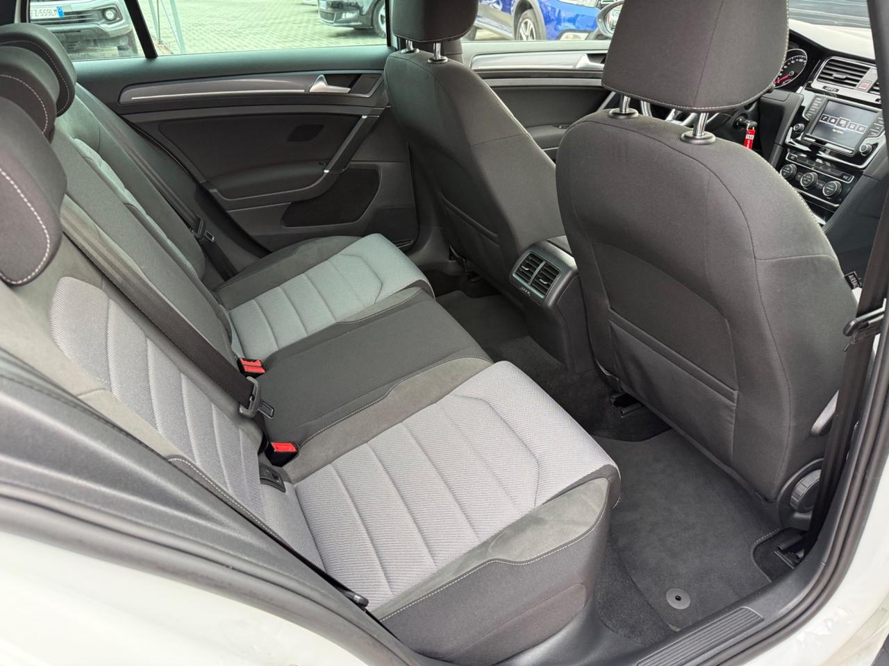 Volkswagen Golf 1.4 TSI 125 CV 5p. R-LINE UNICO PROP