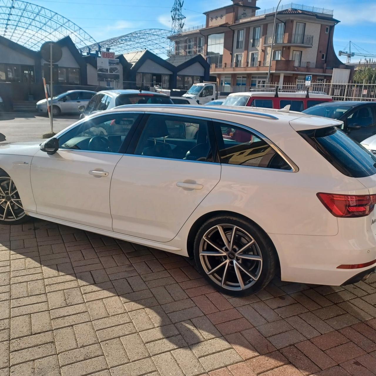 A4 2.0 SLINE AUTOM TAGLIANDI CERTIFICATI AUDI