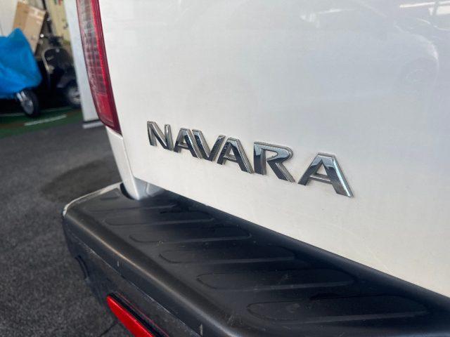 NISSAN Navara 2.5 dCi 4 porte Double Cab LE gancio traino