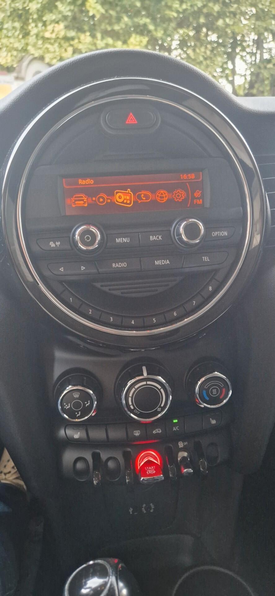 Mini 1.2 One 75 CV KM . 67.881 TAGLIANDATA UFFICIALE MINI