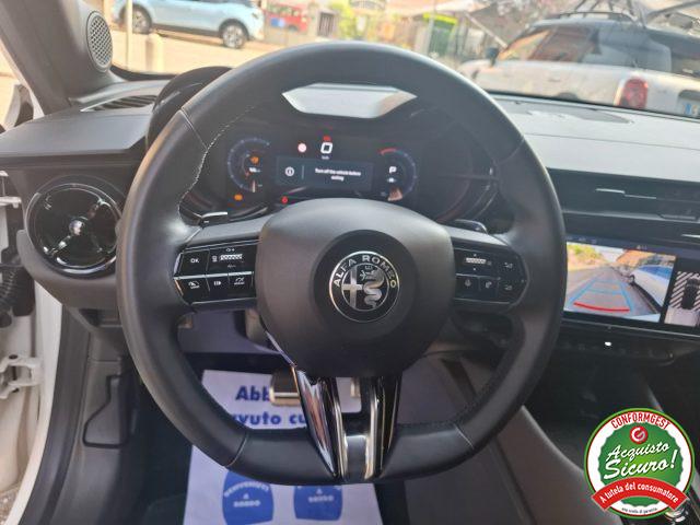 ALFA ROMEO Junior 1.2 136 CV Hybrid eDCT6 Speciale UN. PROP.