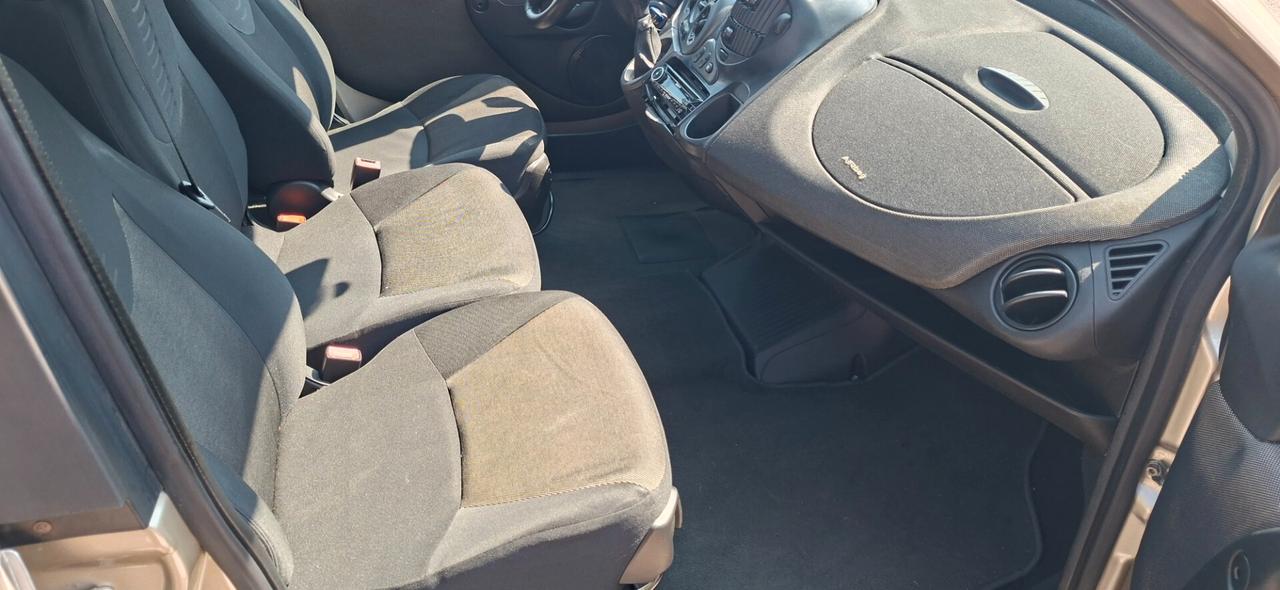 Fiat Multipla 1.6 16V Natural Power Dynamic