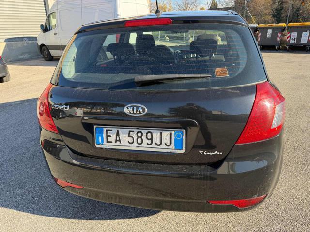 KIA cee'd 117,150km 1.4 90CV 5p. EX nessun lavoro da fare