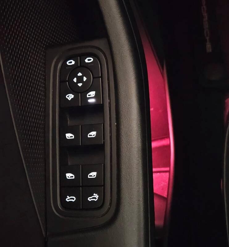 Porsche Macan 4