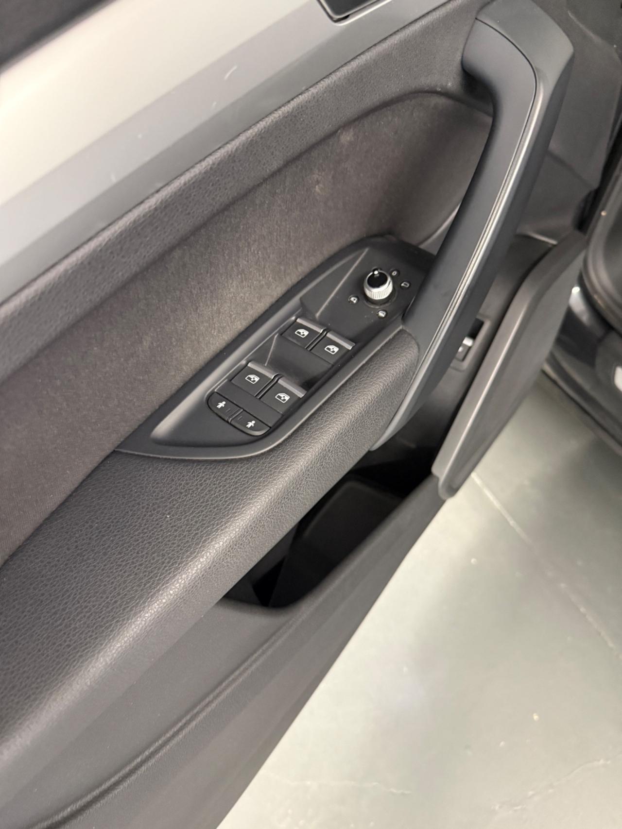 Audi Q5 50 TDI quattro tiptronic Business Sport