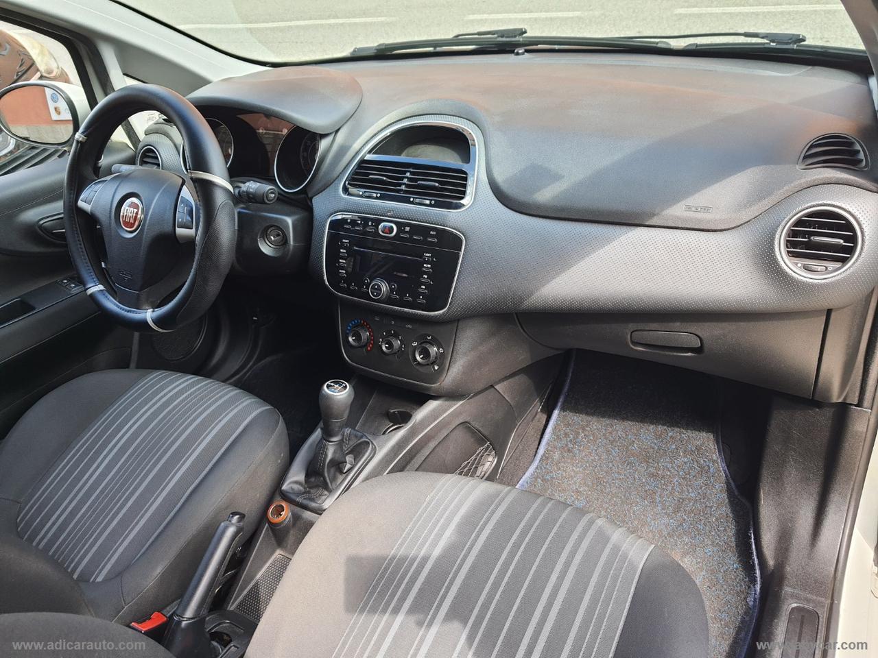 FIAT Punto 1.4 S&S 8V Dualogic 5p. Lounge