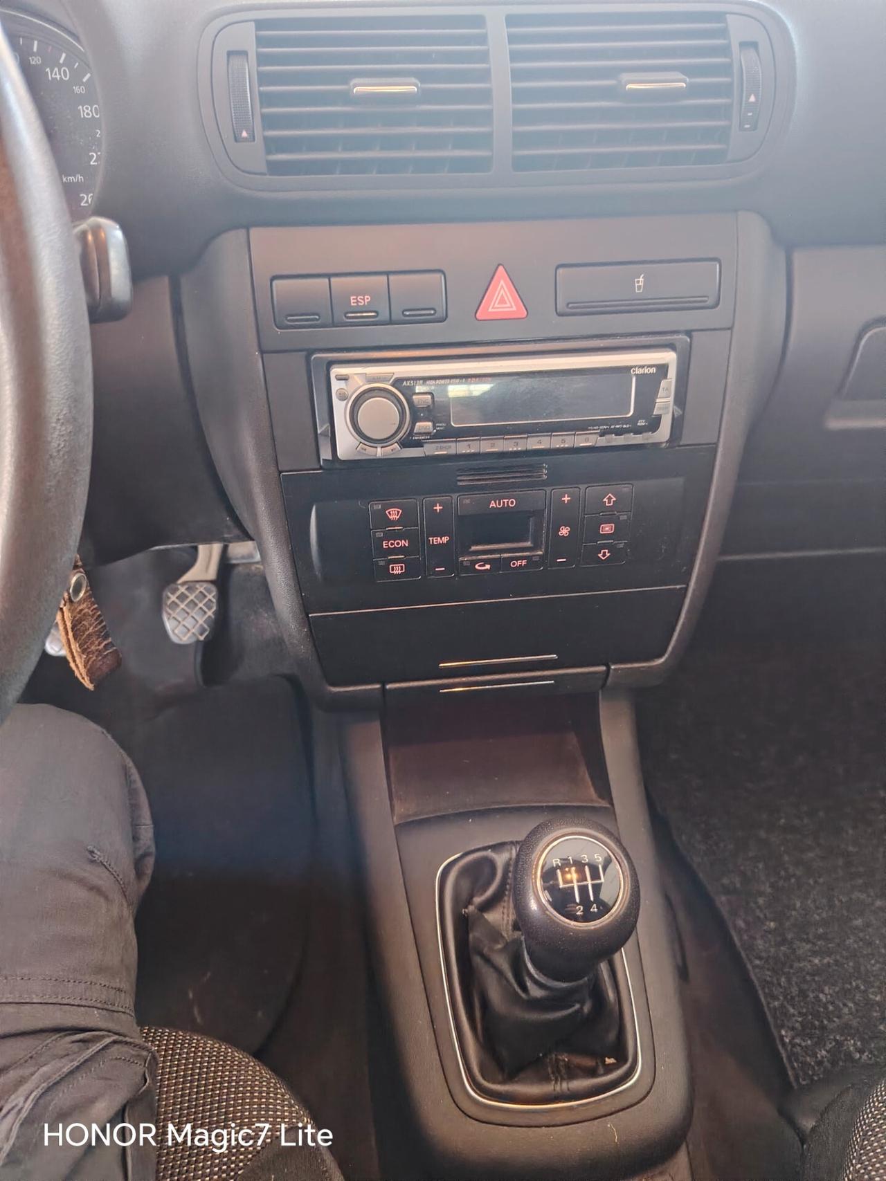 Audi A3 1.9 TDI/110 CV cat 3p. Attraction