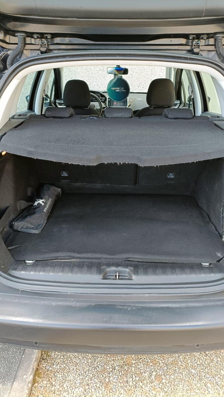 Peugeot 2008 PureTech 82 Allure